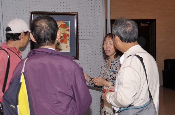 慶祝新中國(guó)成立60周年首都文藝家創(chuàng)作精品展開幕 文藝創(chuàng)作